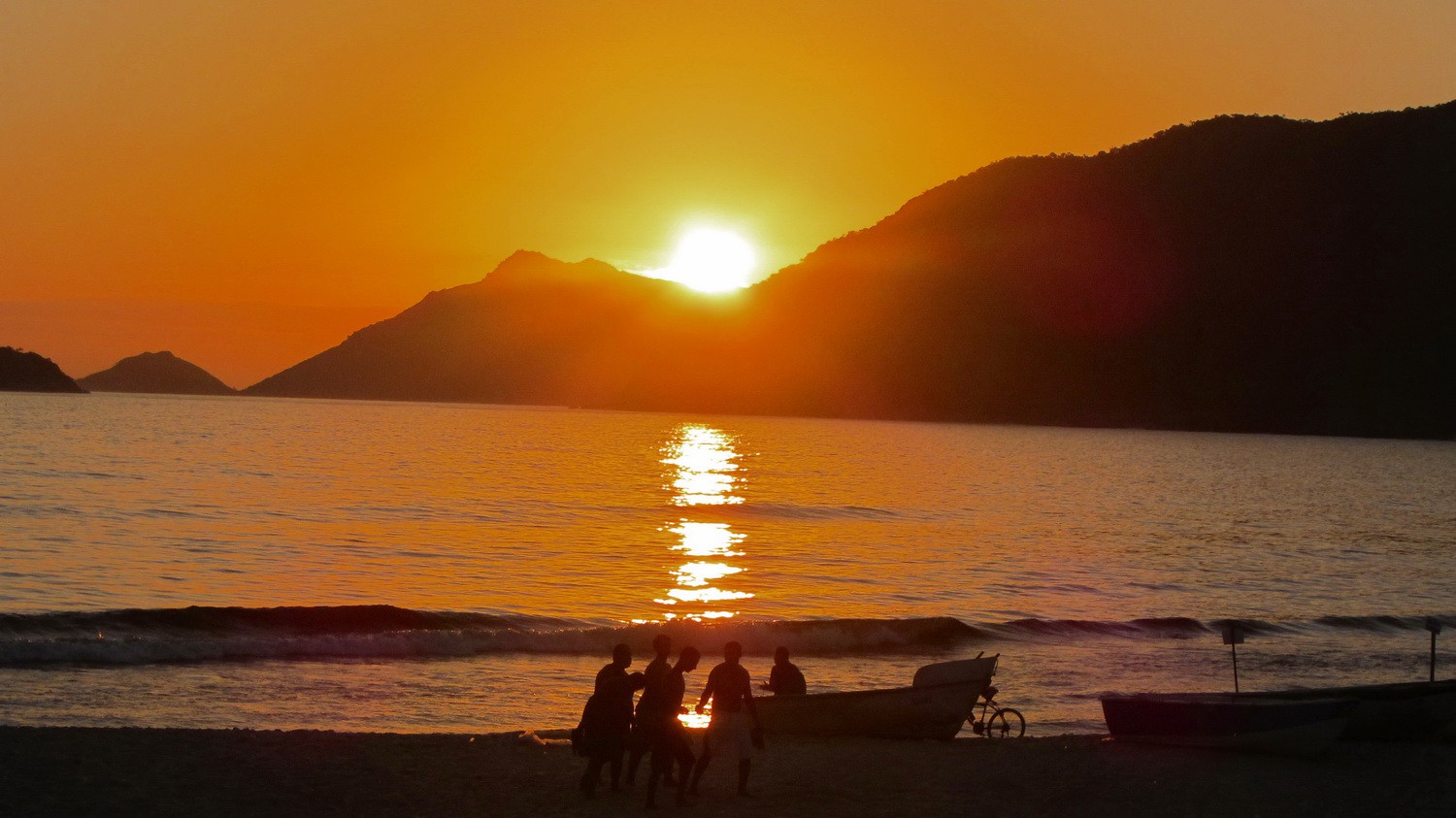 Sunset on Praia do Pontal II